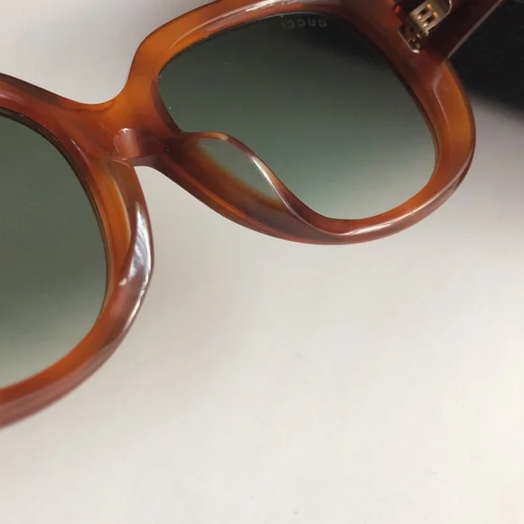 Gucci Sunglasses - Picture 10 of 16